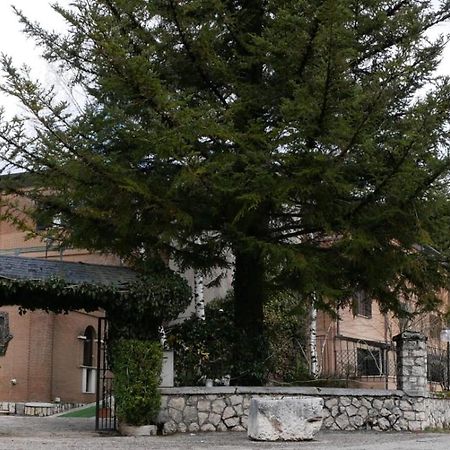 Lh Albergo Il Picchio Pescasseroli Exterior foto