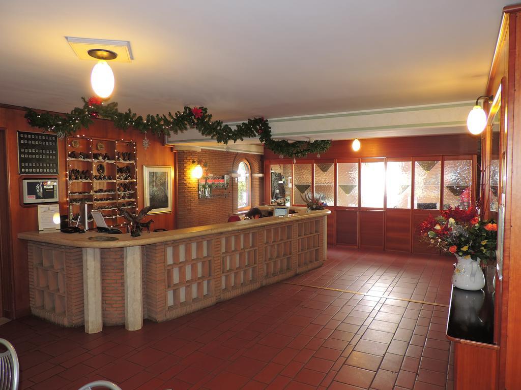 Lh Albergo Il Picchio Pescasseroli Exterior foto